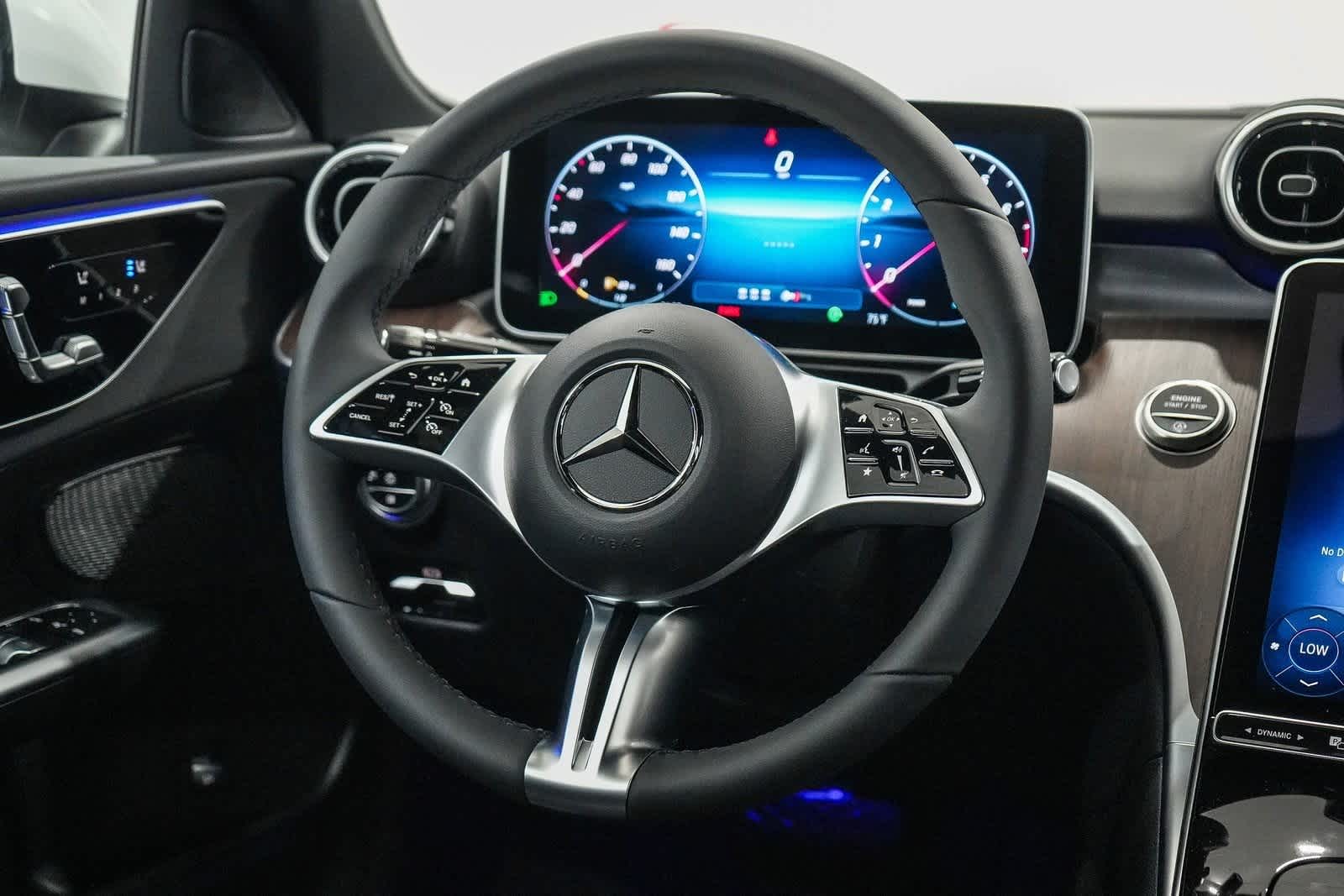 Thumbnail: 2025 Mercedes-Benz C-Class - 19