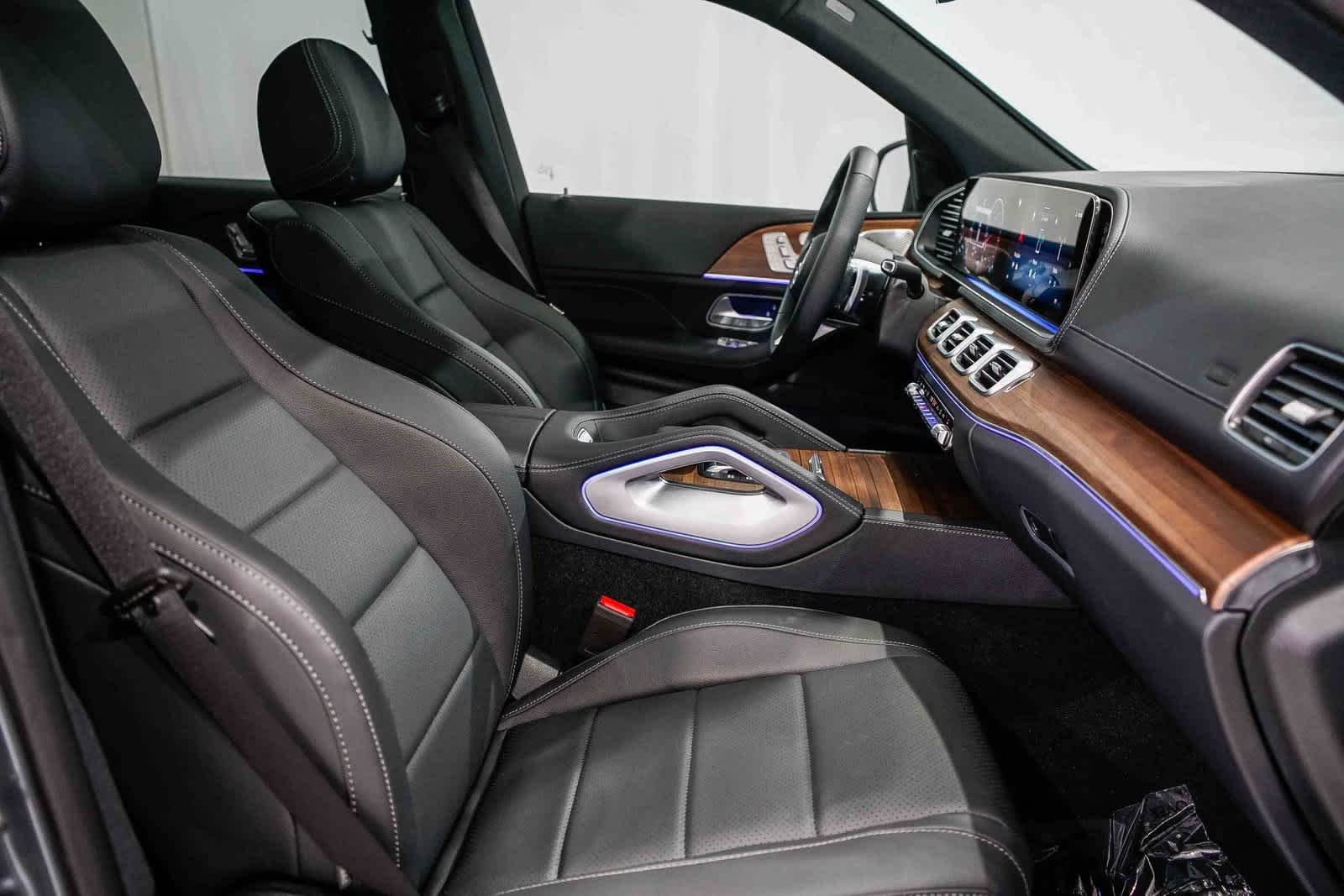 Thumbnail: 2025 Mercedes-Benz GLS - 16