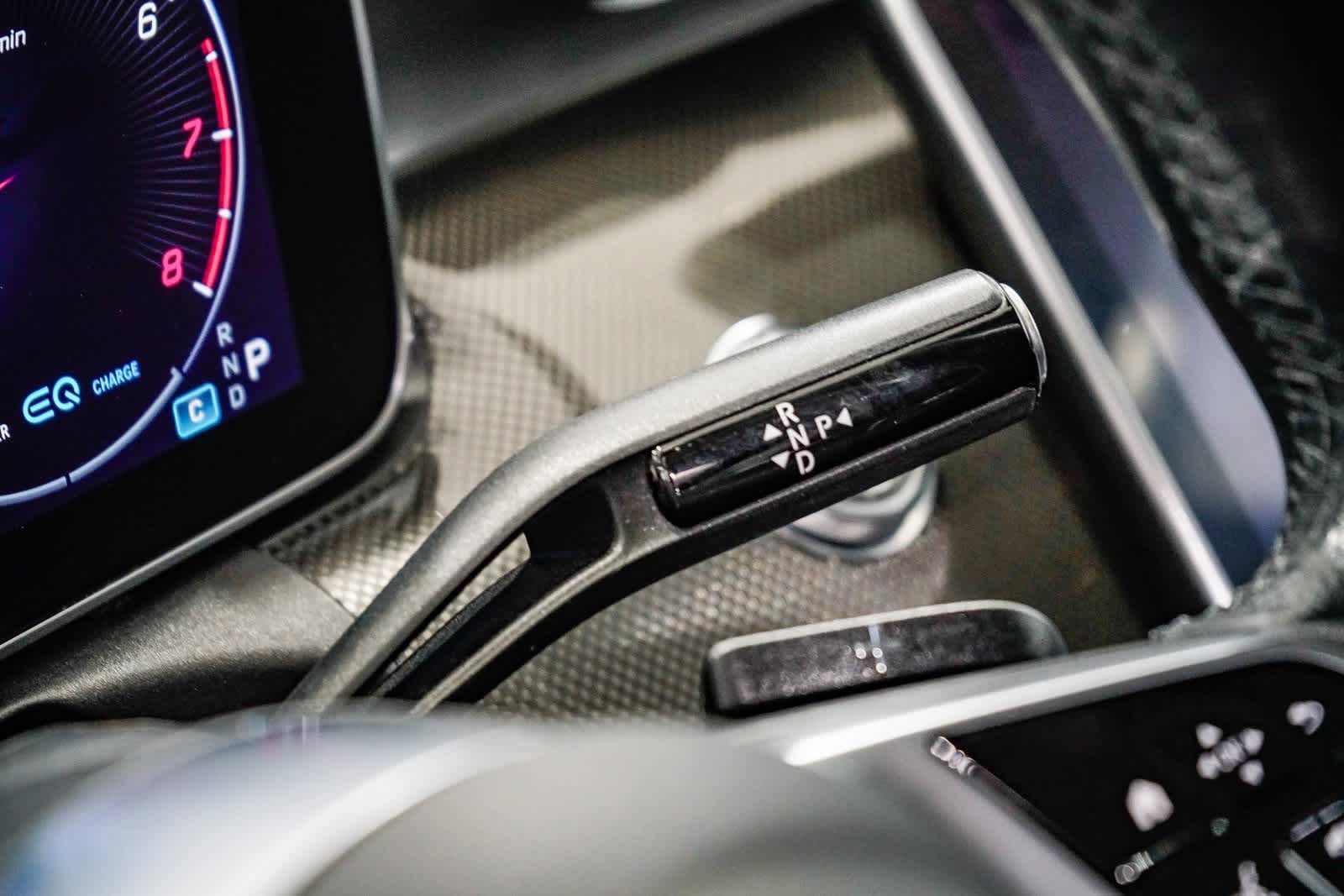 Thumbnail: 2022 Mercedes-Benz C-Class - 21