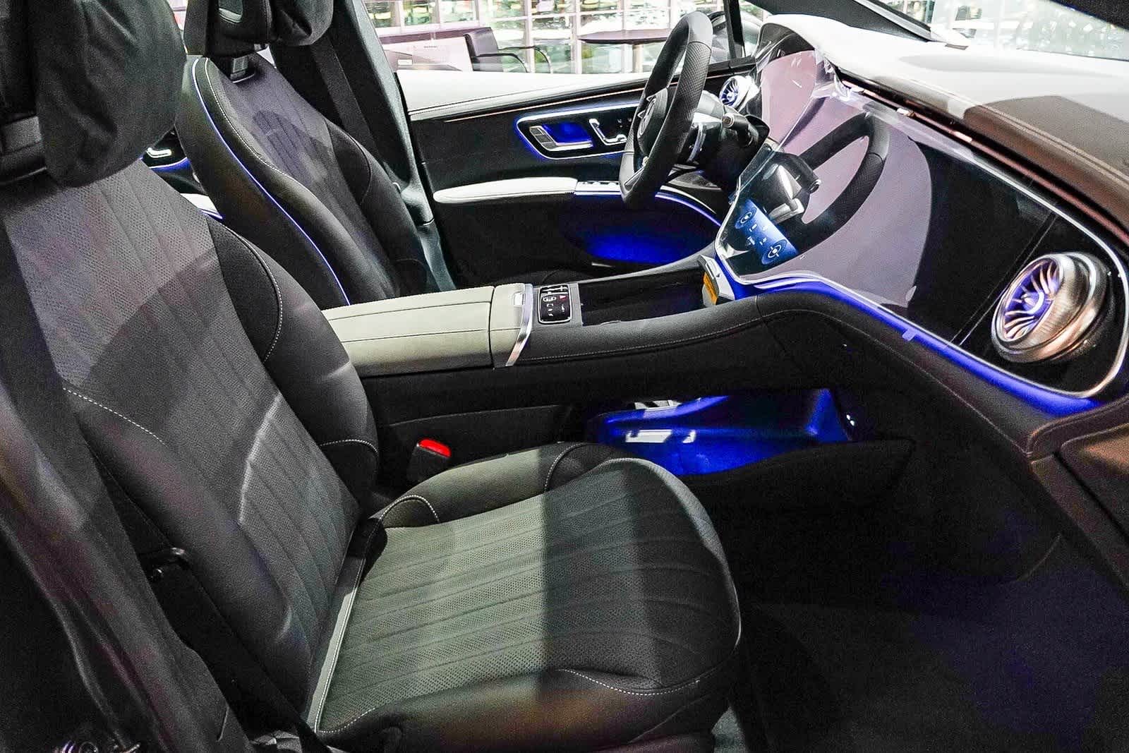 Thumbnail: 2026 Mercedes-Benz EQS - 19