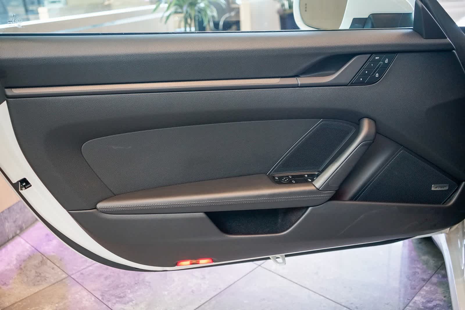 Thumbnail: 2025 Porsche 911 - 22