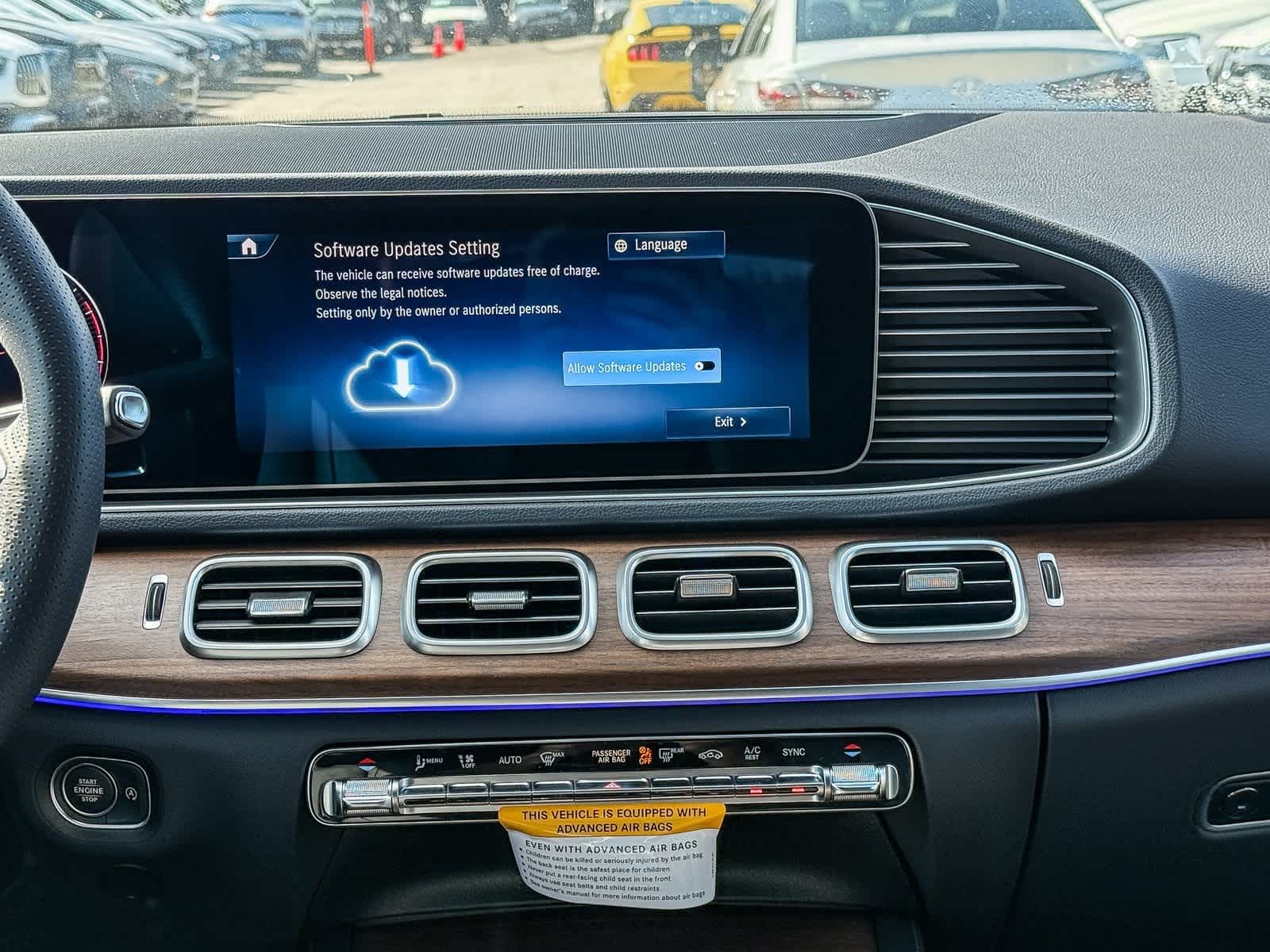 Thumbnail: 2026 Mercedes-Benz GLE - 15