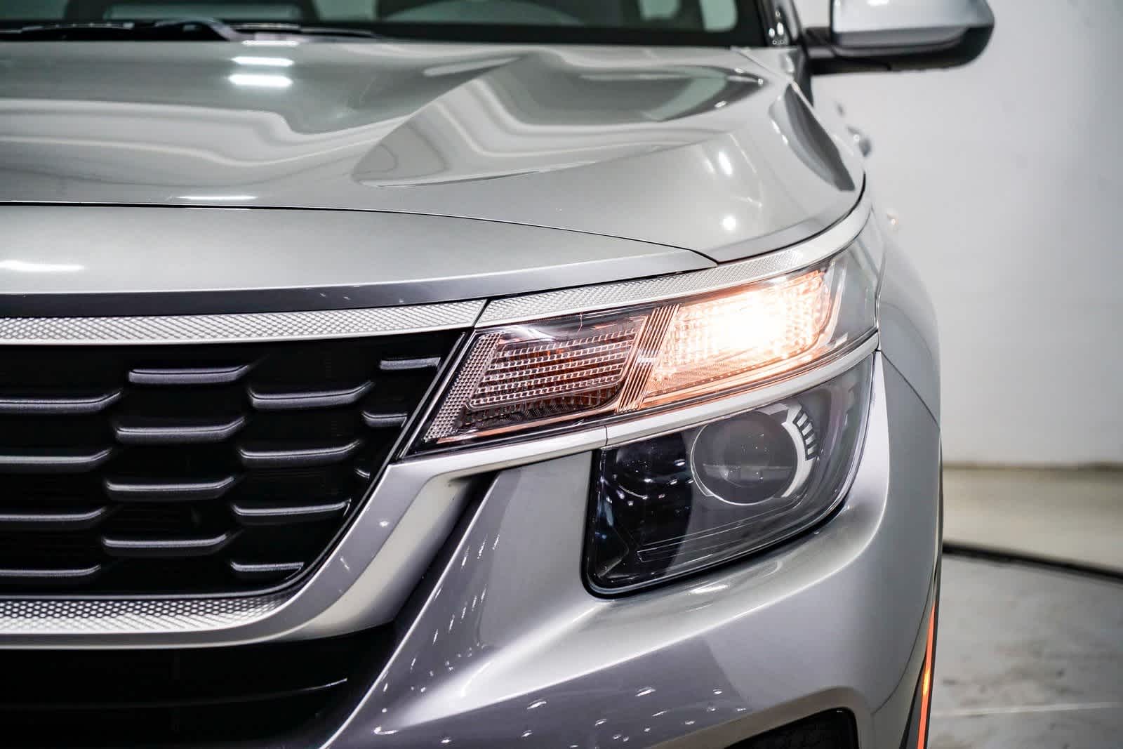 2021 Kia Seltos LX 7