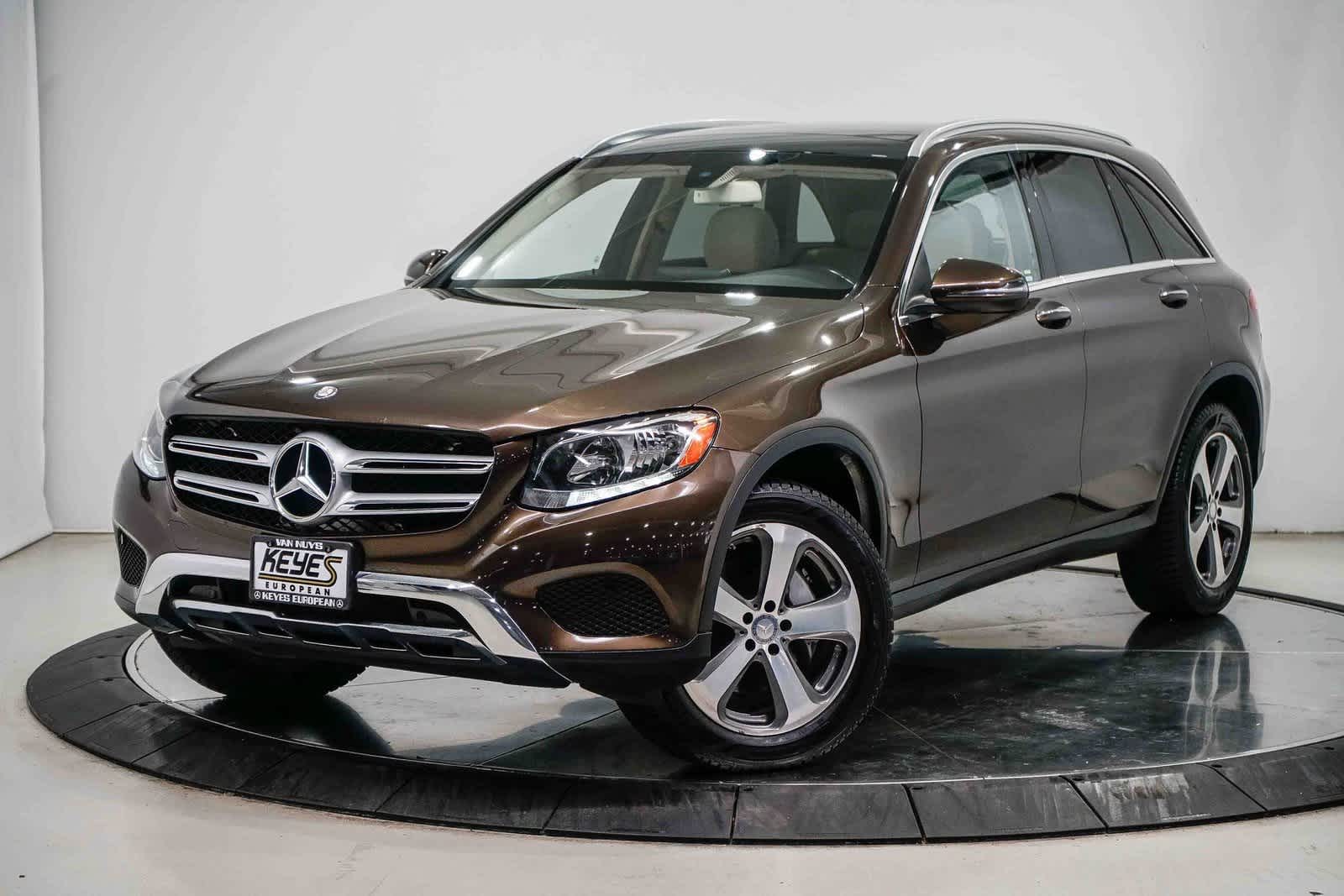 2016 Mercedes-Benz GLC 300 -
                  Van Nuys, CA