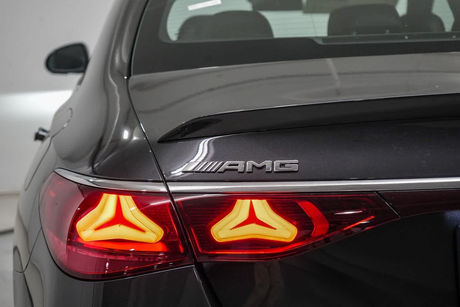 Thumbnail: 2025 Mercedes-Benz E-Class - 14