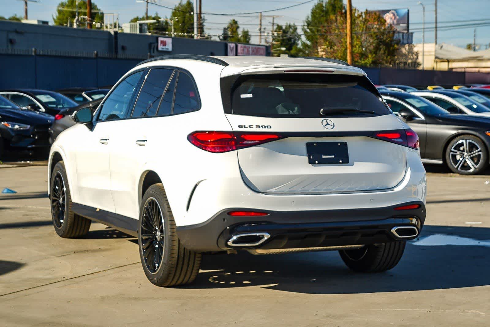 Thumbnail: 2026 Mercedes-Benz GLC - 6