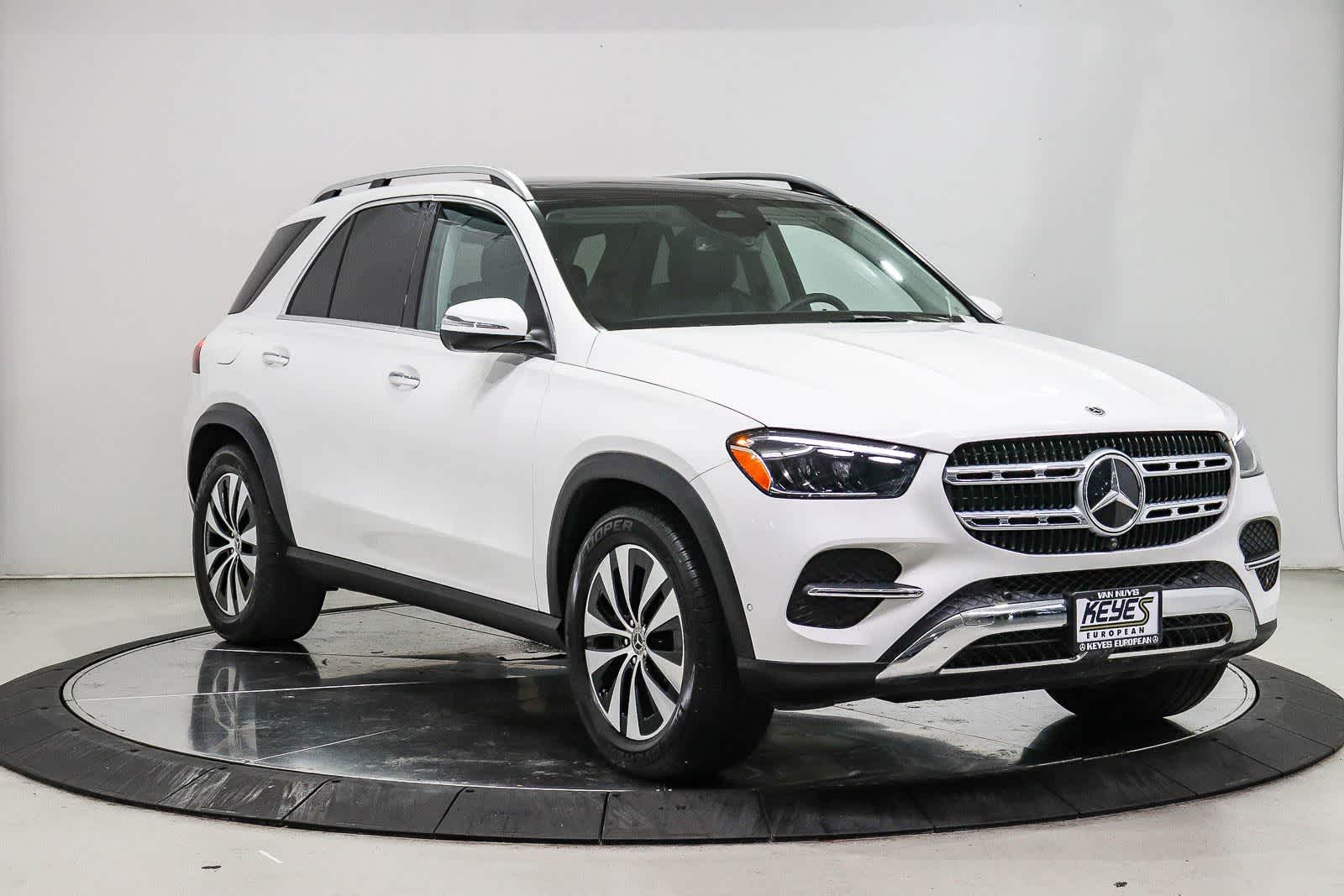 Thumbnail: 2026 Mercedes-Benz GLE - 5