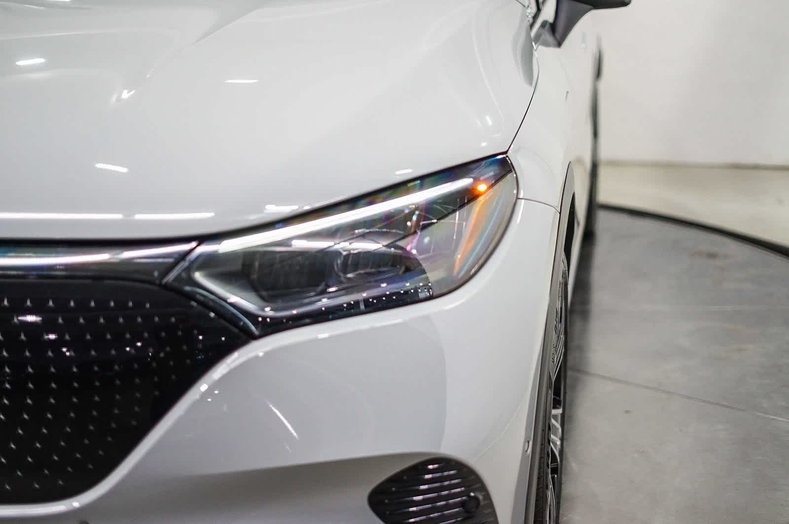 Thumbnail: 2023 Mercedes-Benz EQE - 4