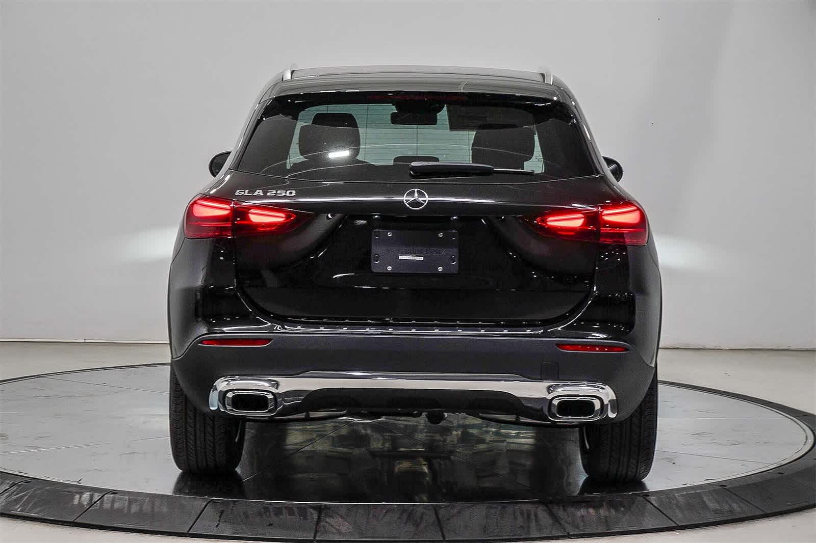 Thumbnail: 2026 Mercedes-Benz GLA - 5