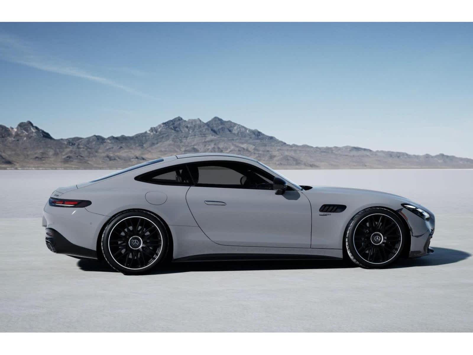 Thumbnail: 2025 Mercedes-Benz AMG GT - 43