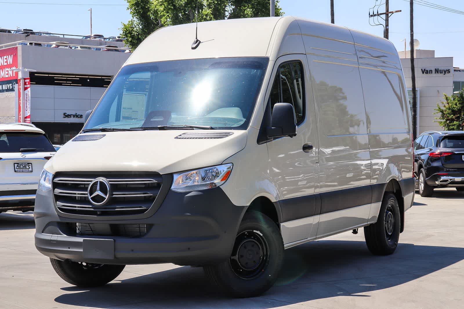 Thumbnail: 2026 Mercedes-Benz Sprinter - 1