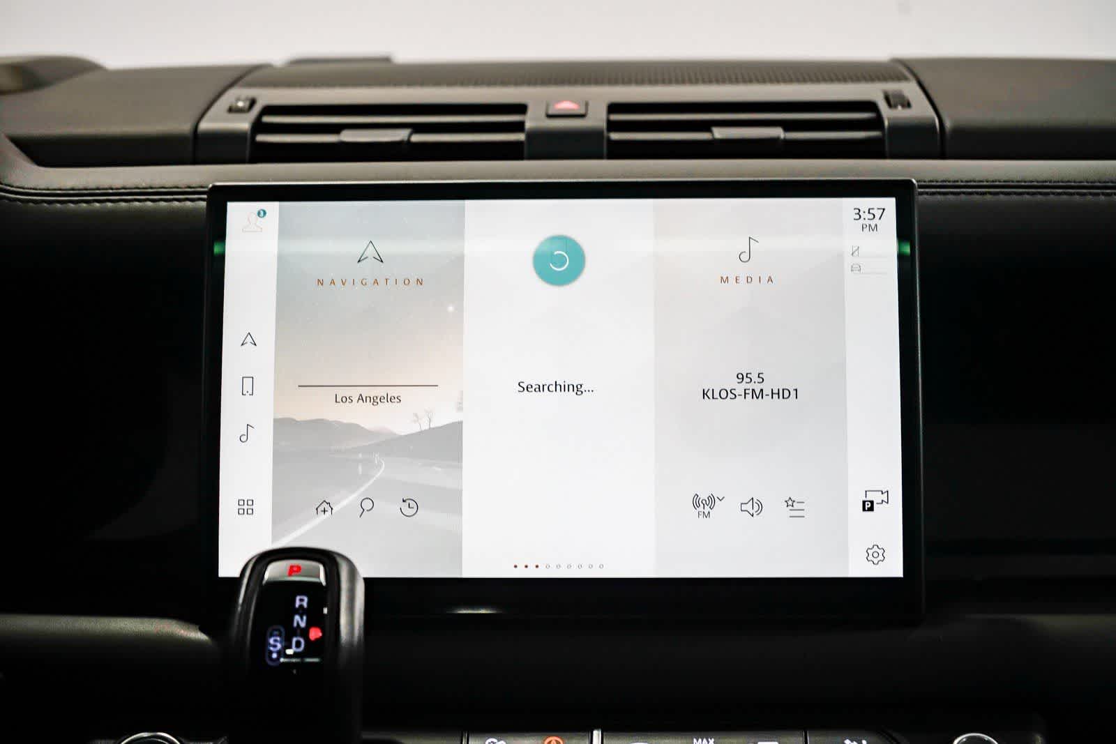 Thumbnail: 2023 Land Rover Defender - 14