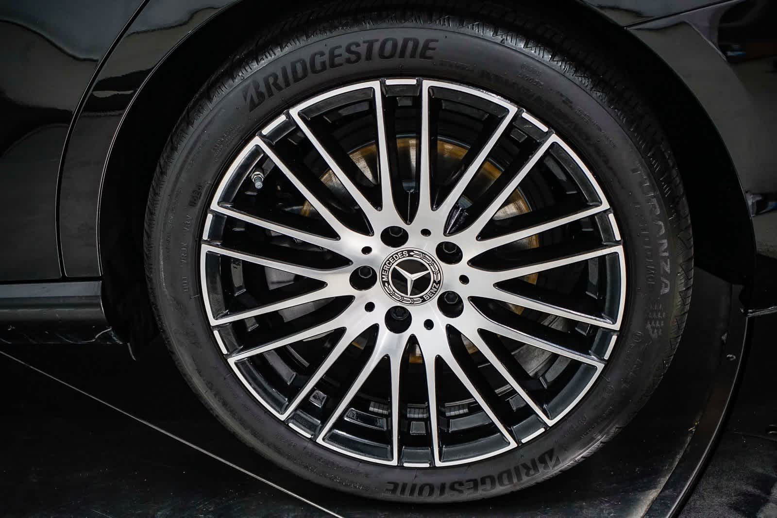 Thumbnail: 2025 Mercedes-Benz C-Class - 10