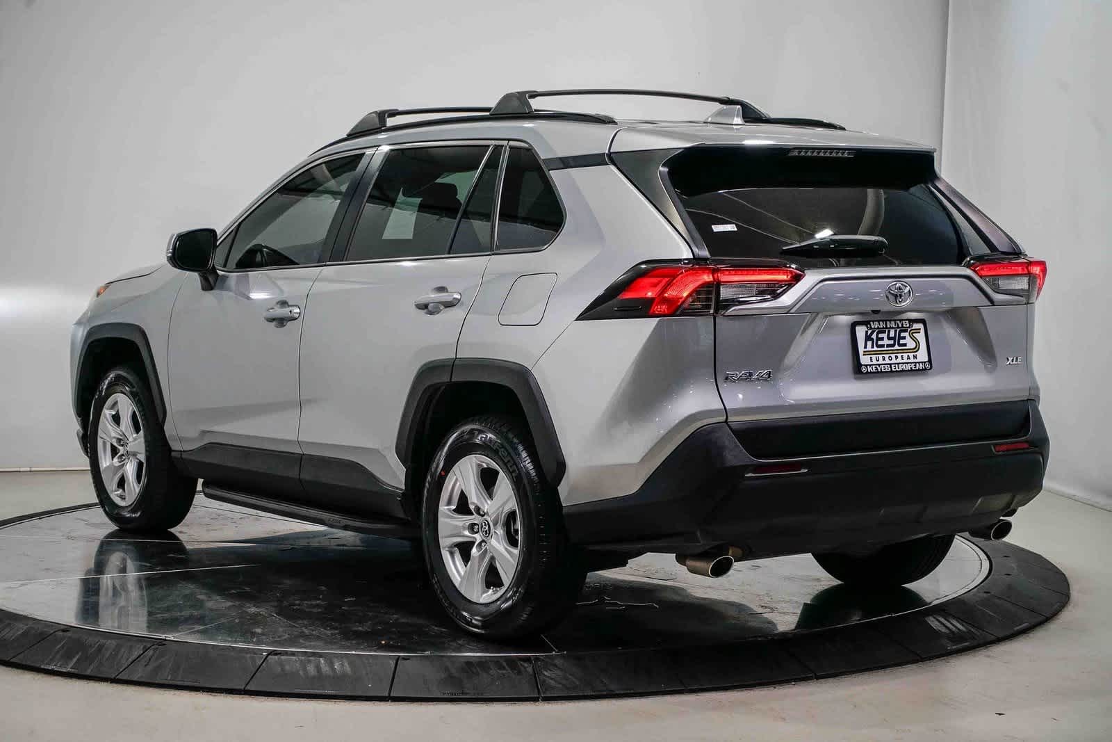 Thumbnail: 2019 Toyota RAV4 - 2