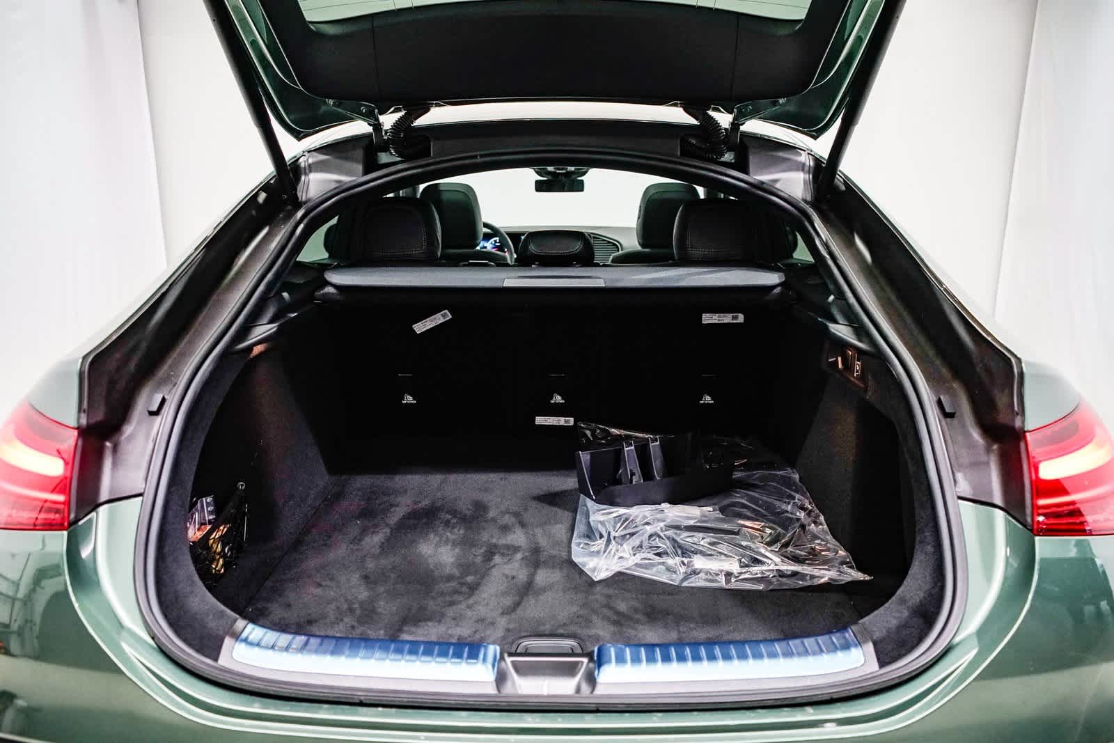 Thumbnail: 2025 Mercedes-Benz GLE - 26