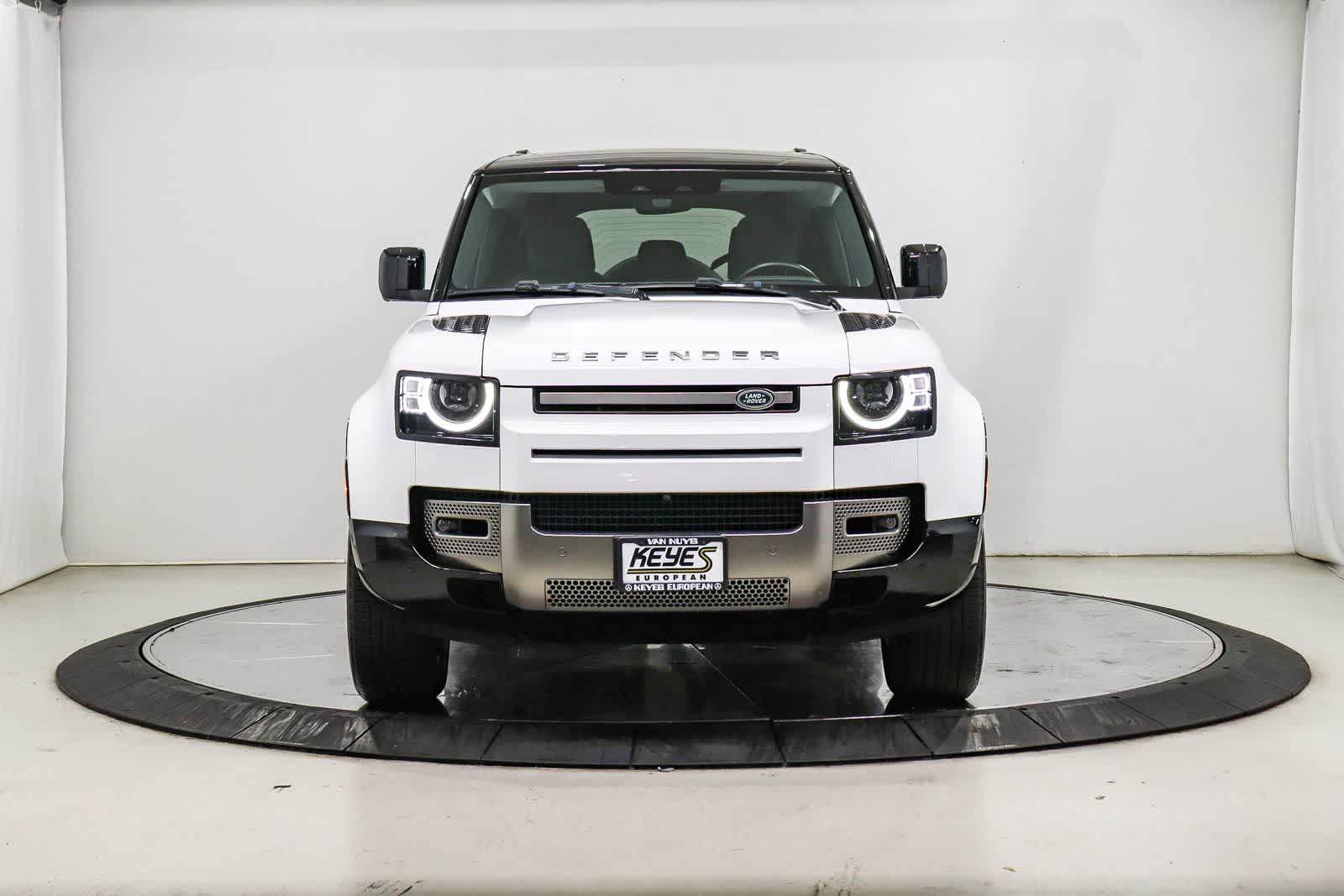 Thumbnail: 2024 Land Rover Defender - 5
