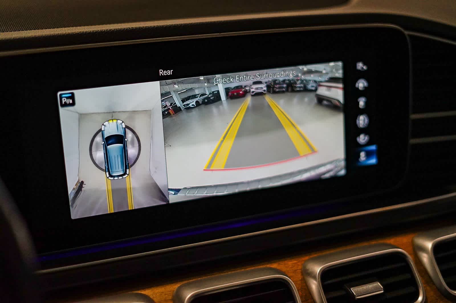 Thumbnail: 2021 Mercedes-Benz GLE - 26