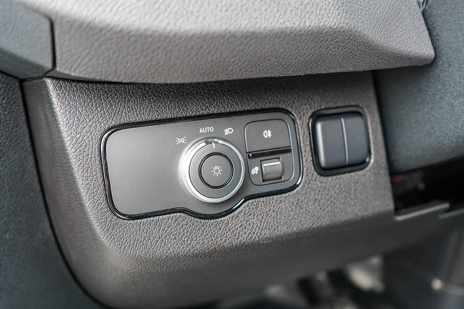 Thumbnail: 2026 Mercedes-Benz Sprinter - 22