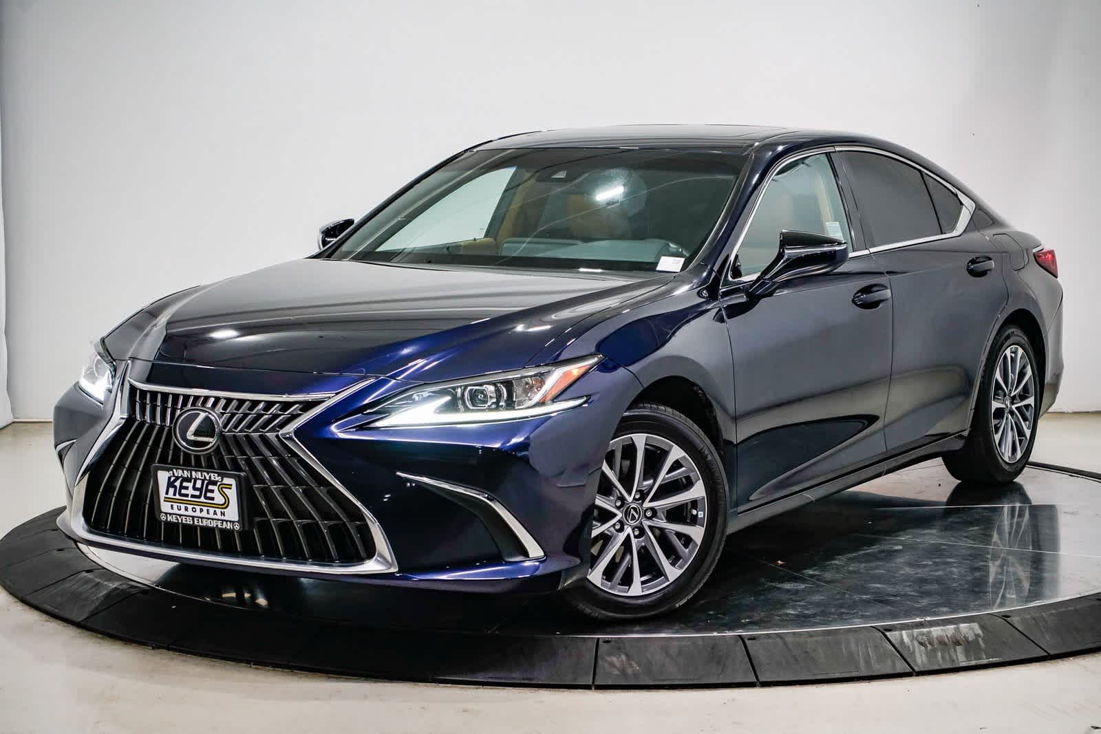 Thumbnail: 2022 Lexus ES - 1