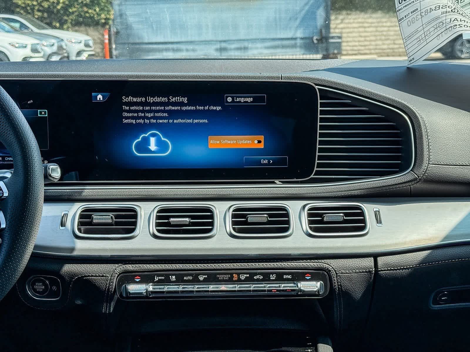 Thumbnail: 2025 Mercedes-Benz GLE - 15