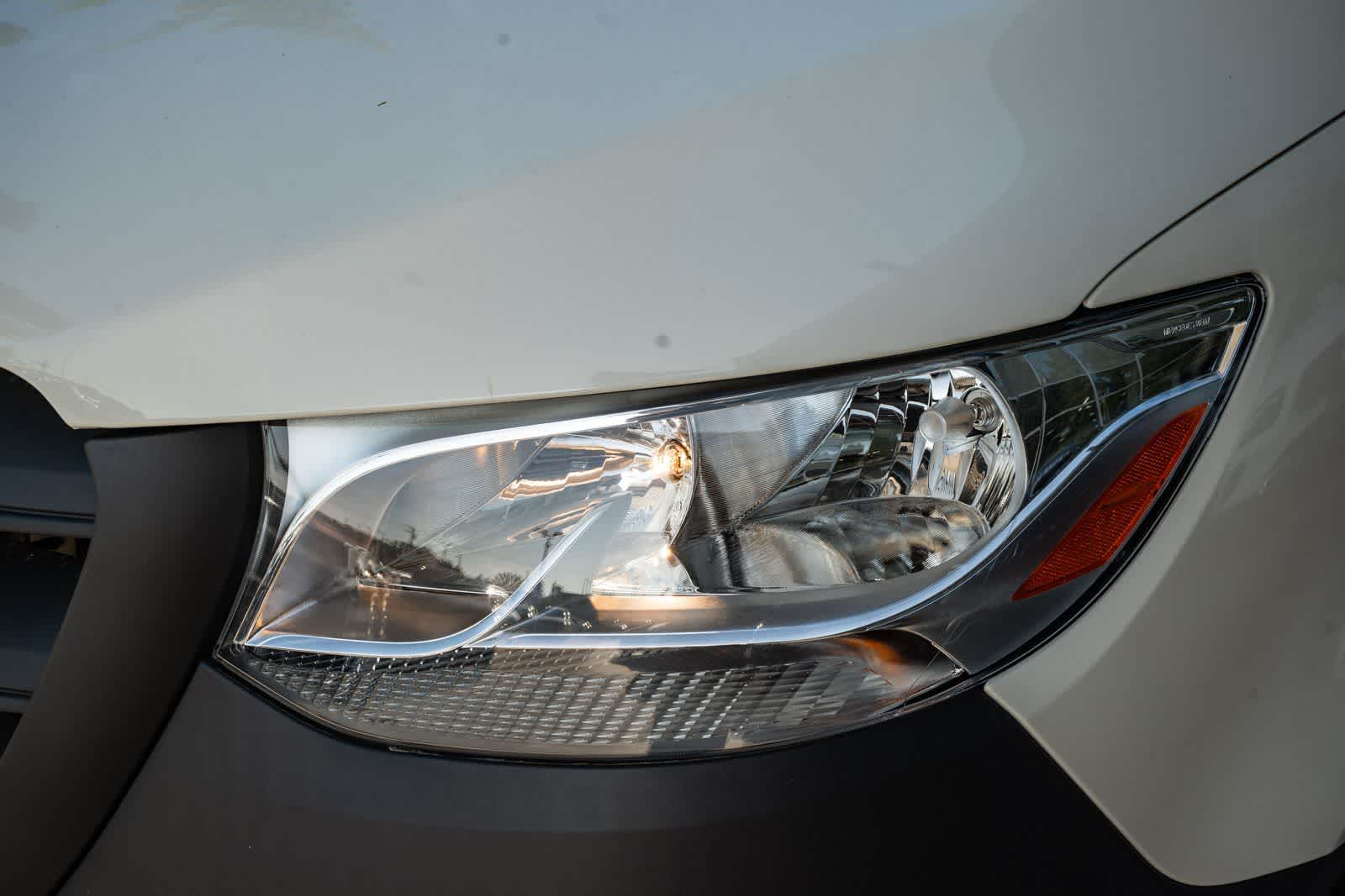 Thumbnail: 2026 Mercedes-Benz Sprinter - 10