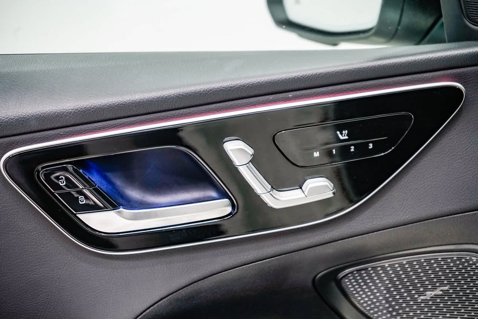 Thumbnail: 2025 Mercedes-Benz C-Class - 20