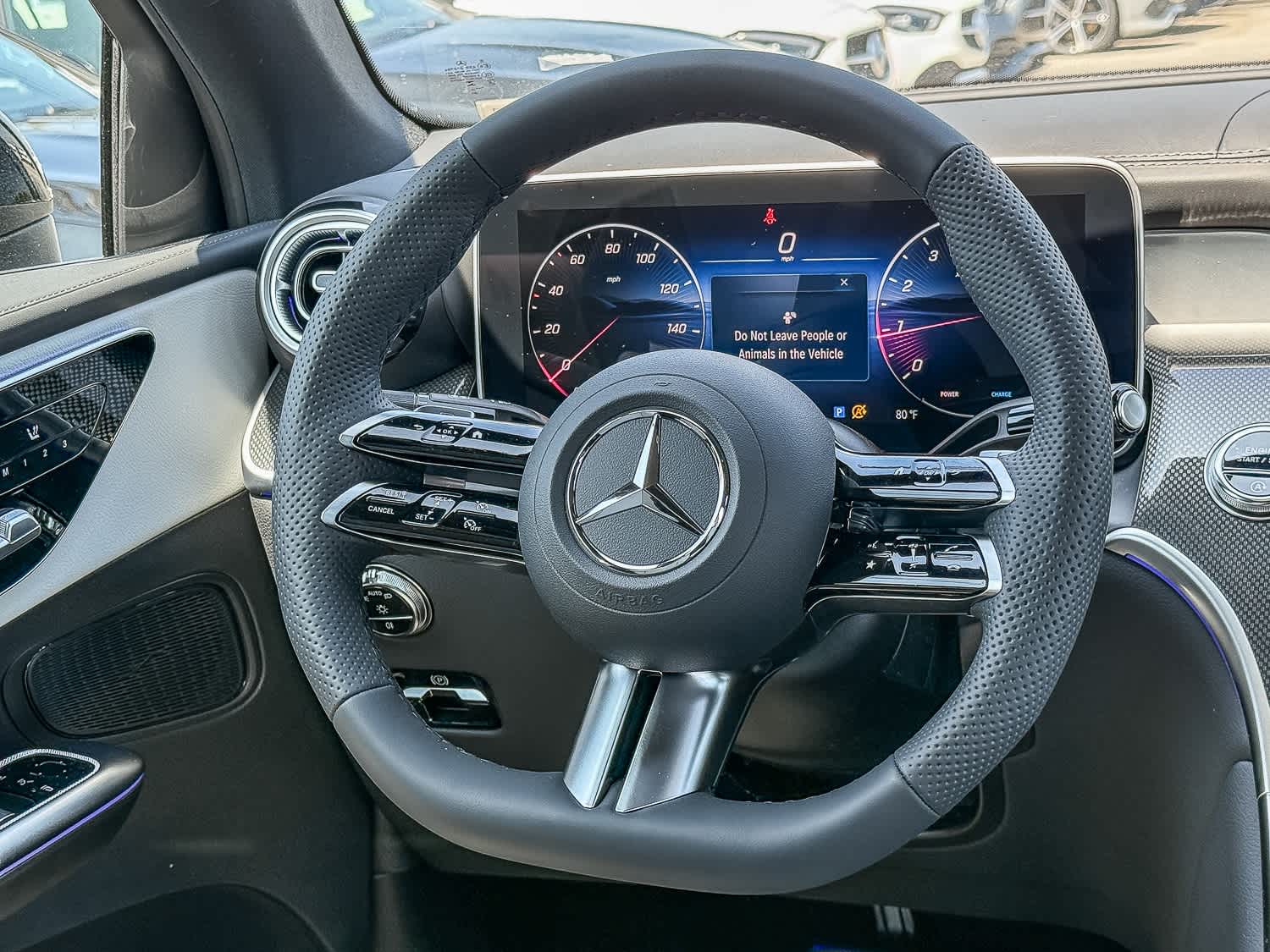 Thumbnail: 2025 Mercedes-Benz GLC - 17