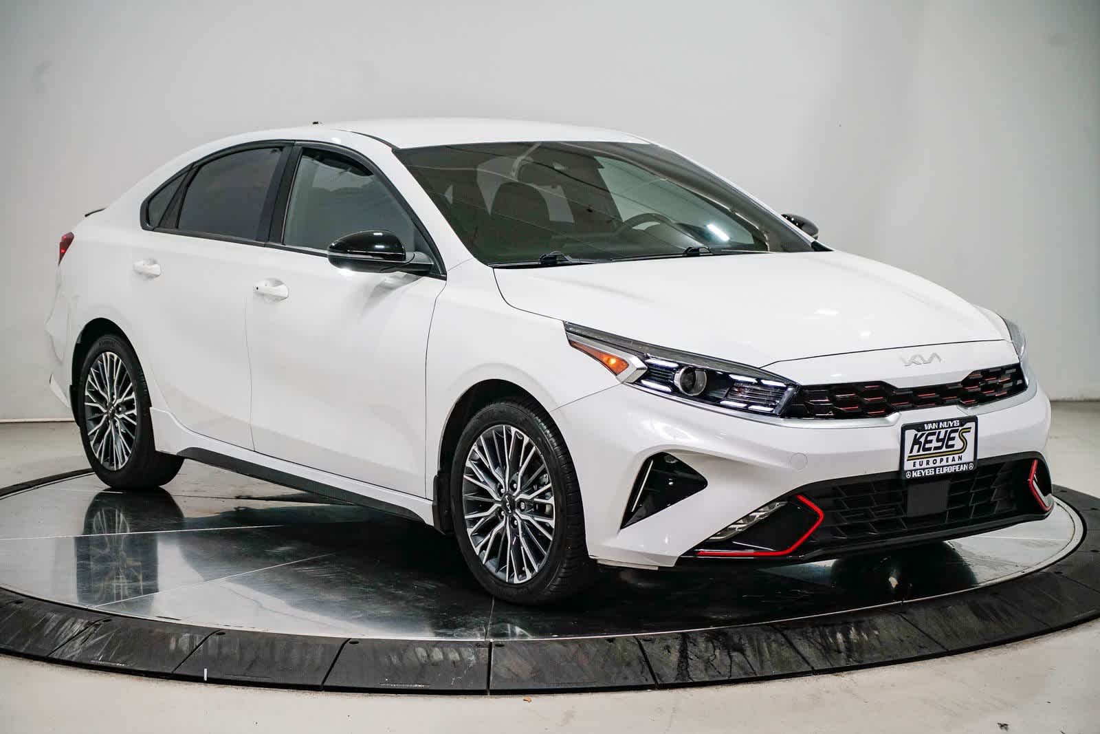 Thumbnail: 2024 Kia Forte - 5