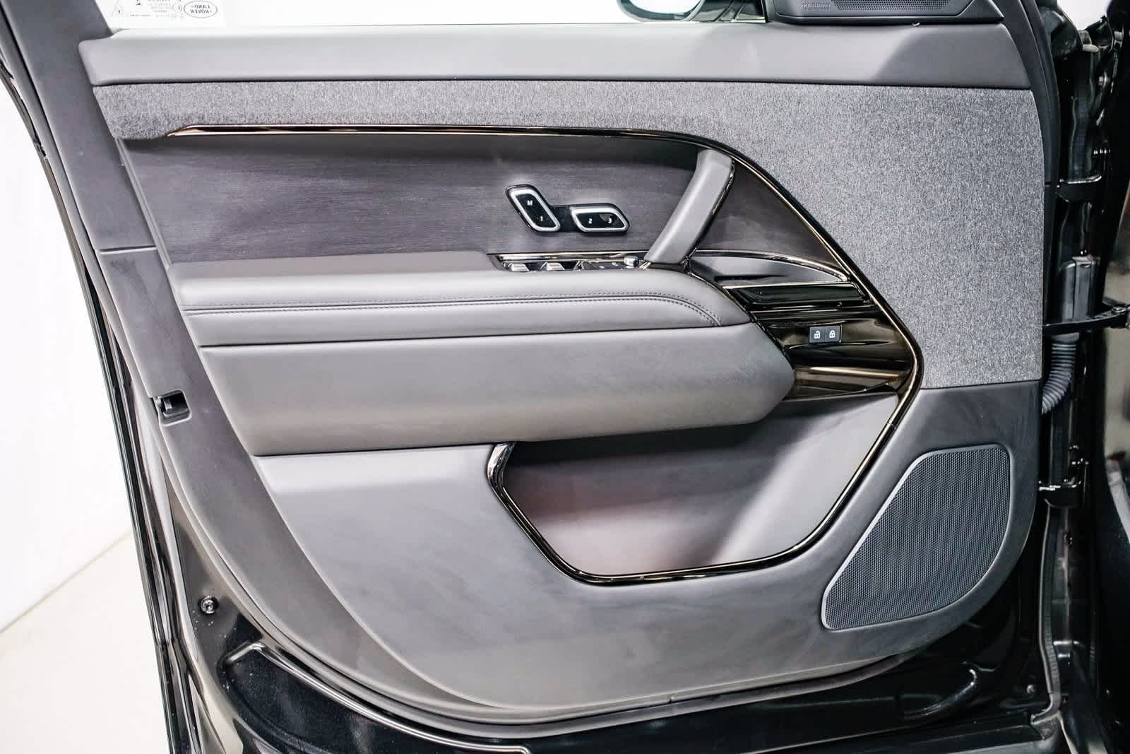 Thumbnail: 2024 Land Rover Range Rover Sport - 19