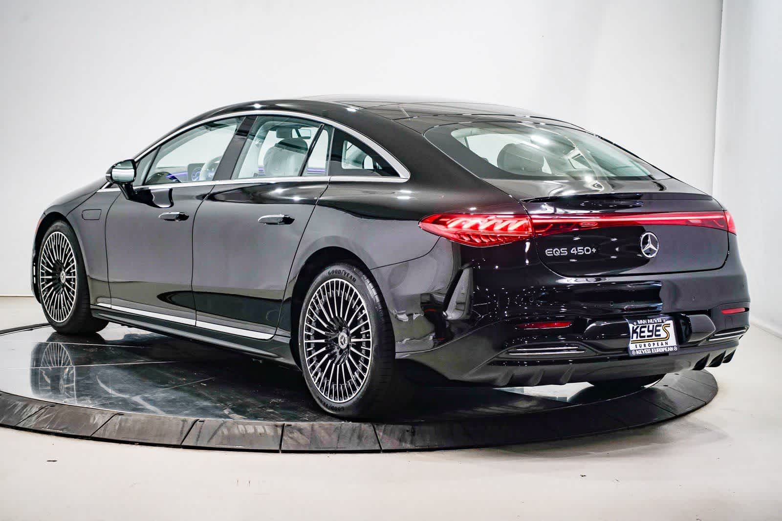 Thumbnail: 2023 Mercedes-Benz EQS - 2