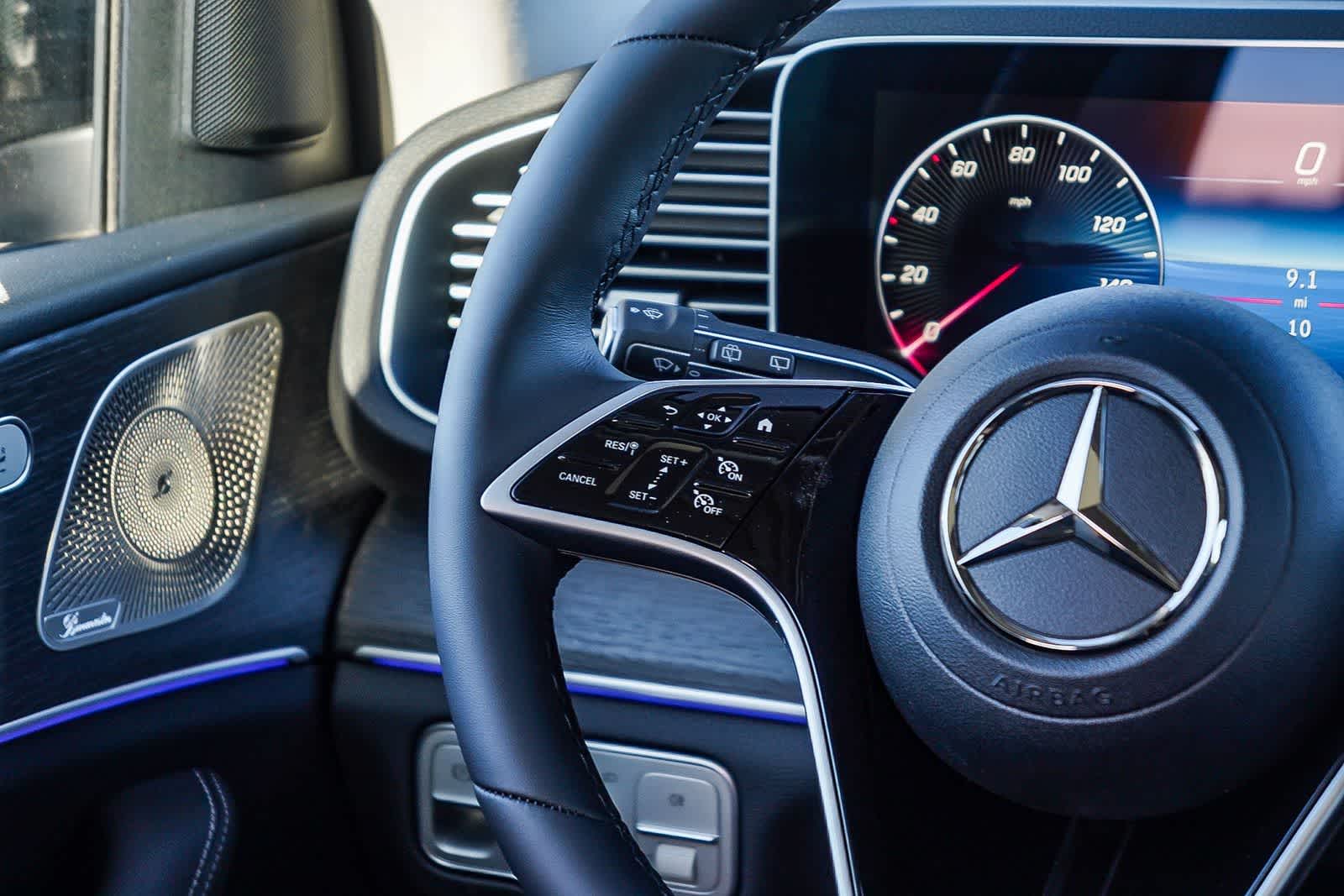 Thumbnail: 2026 Mercedes-Benz GLE - 17