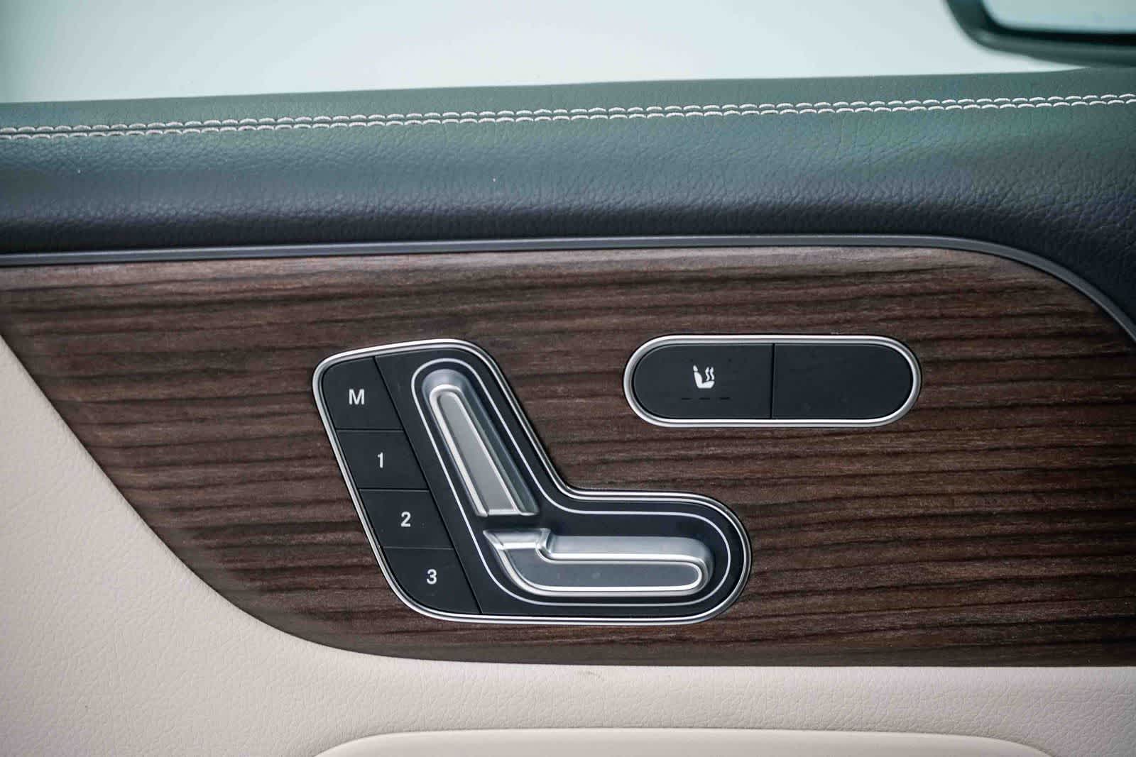 Thumbnail: 2026 Mercedes-Benz GLB - 20