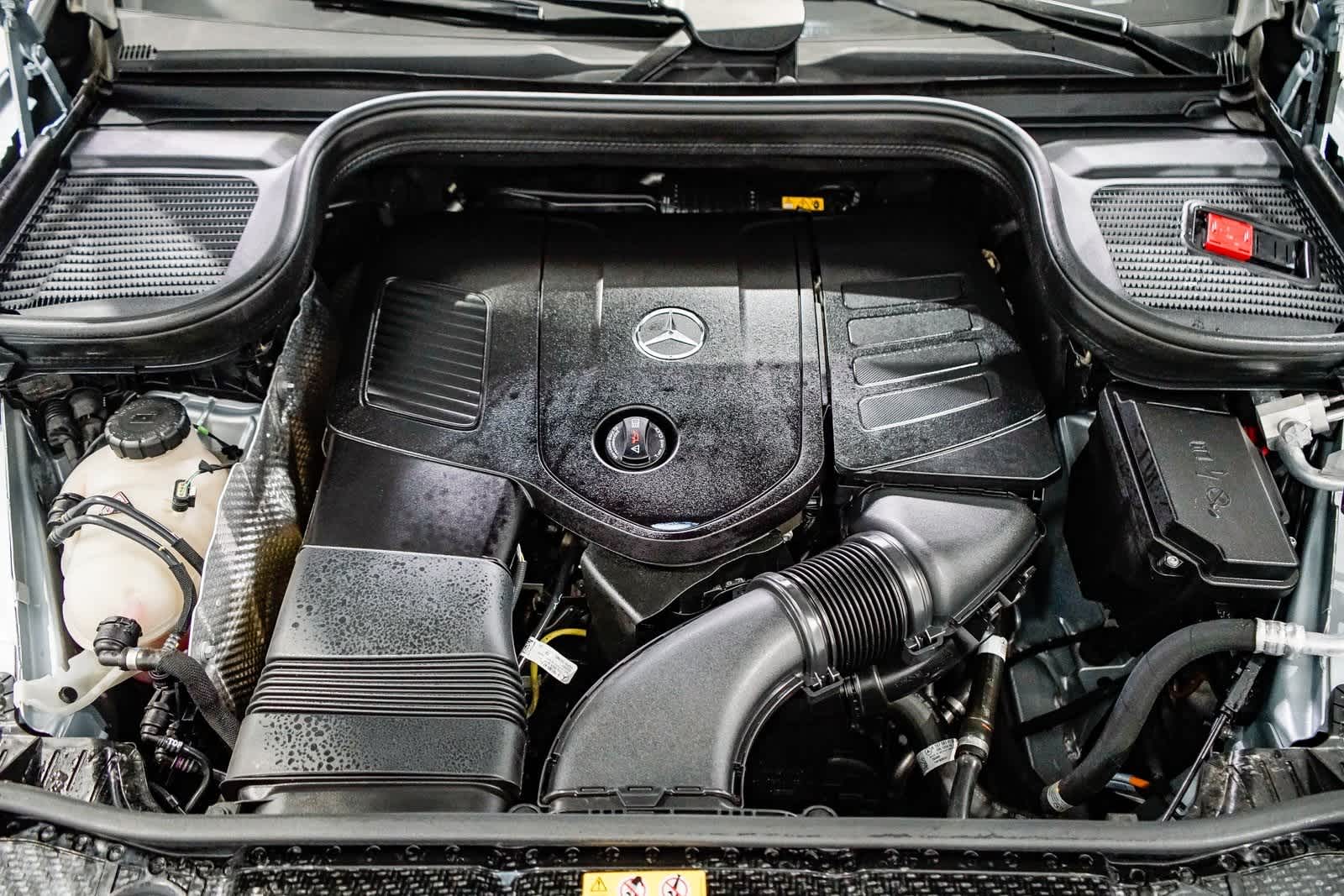 Thumbnail: 2025 Mercedes-Benz GLE - 28