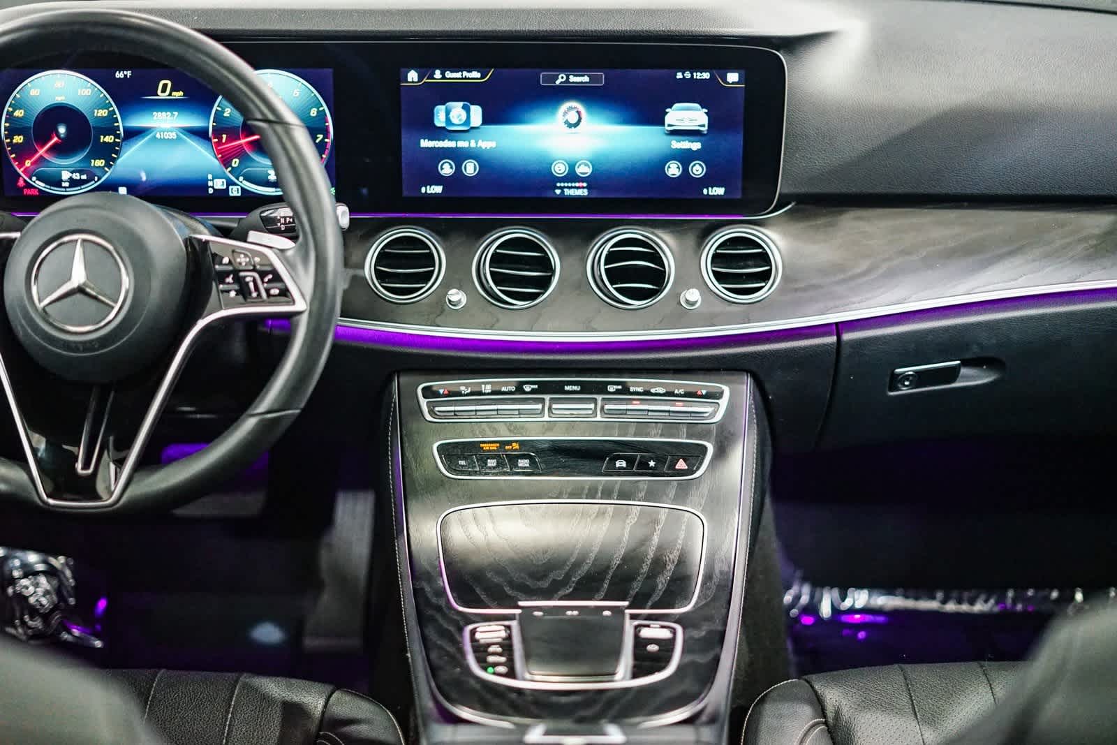 Thumbnail: 2022 Mercedes-Benz E-Class - 14