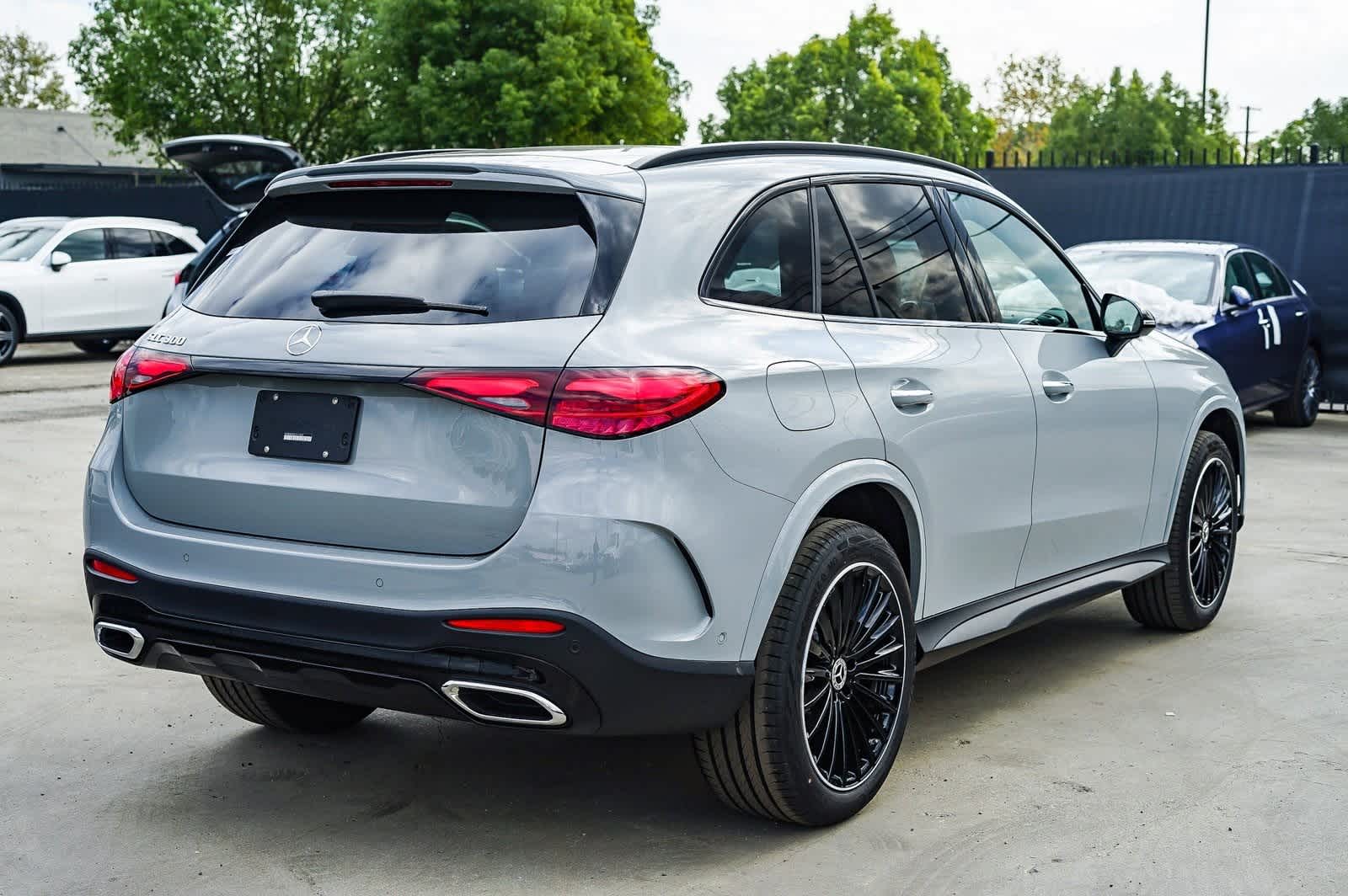 Thumbnail: 2026 Mercedes-Benz GLC - 4