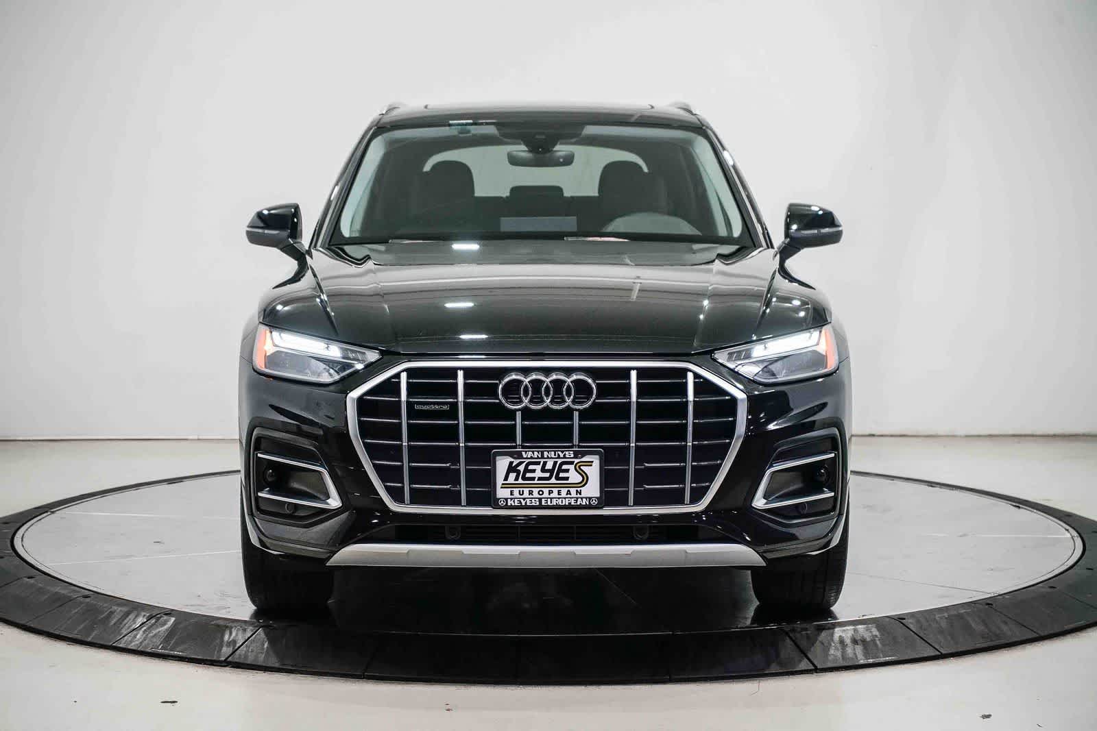 Thumbnail: 2023 Audi Q5 - 6