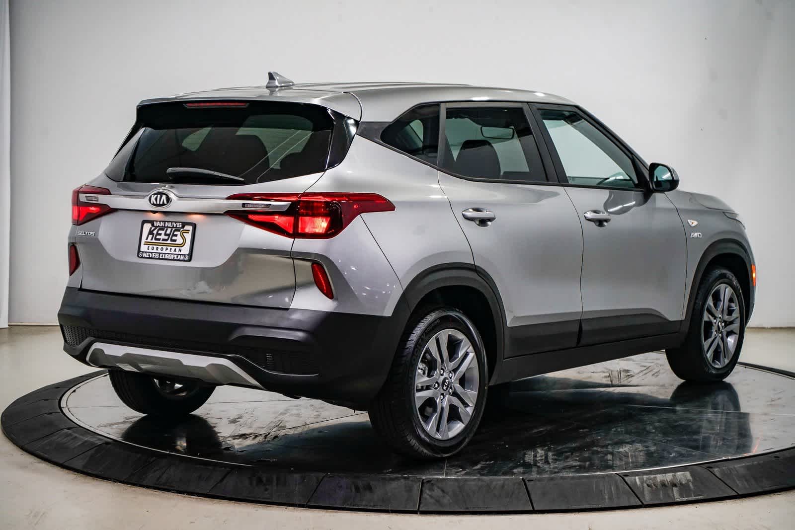2021 Kia Seltos LX 4