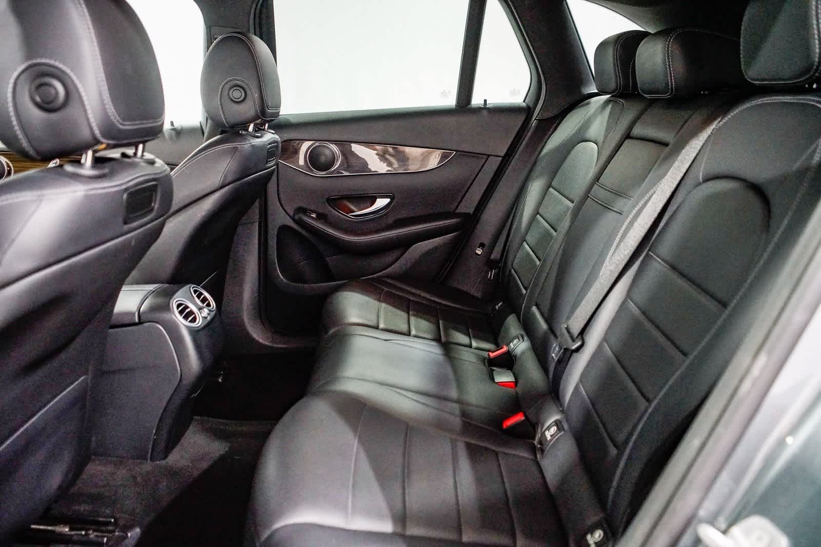 Thumbnail: 2018 Mercedes-Benz GLC - 16