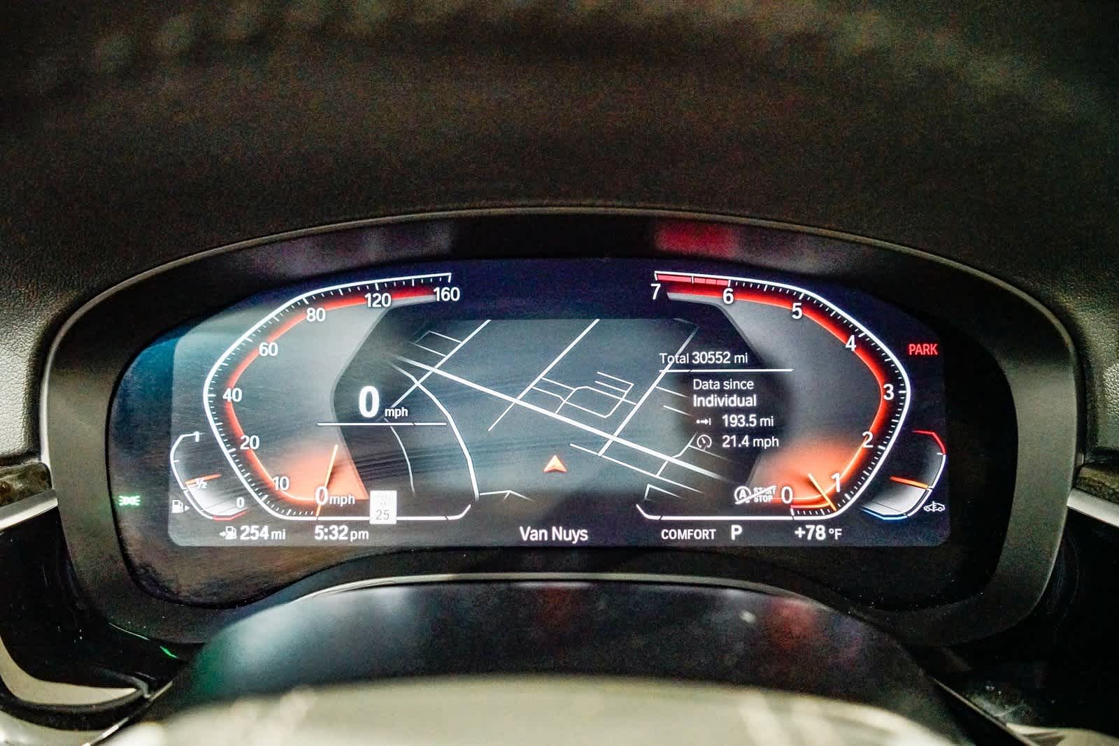 Thumbnail: 2023 BMW 5 Series - 25