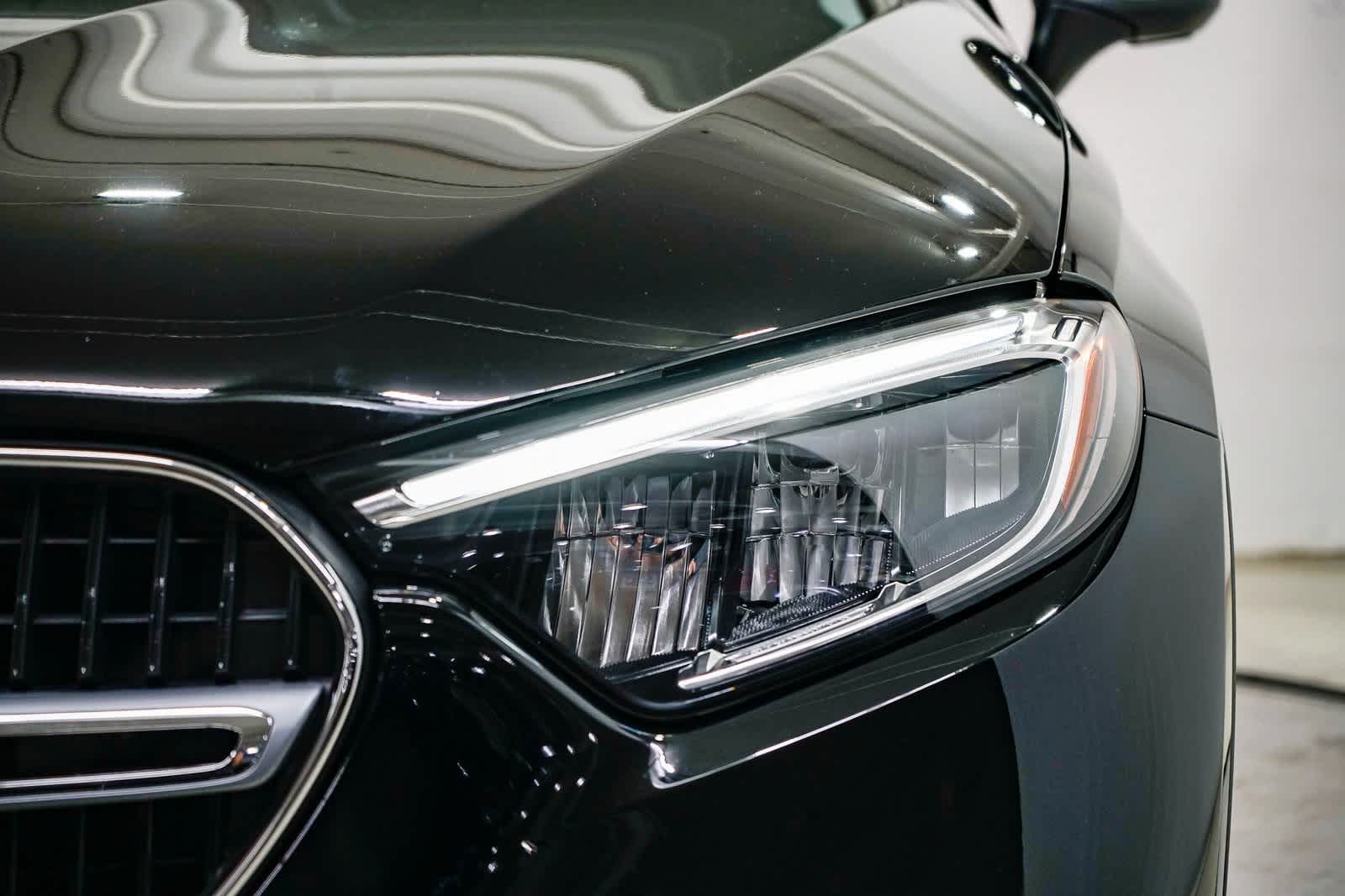 Thumbnail: 2025 Mercedes-Benz GLC - 7