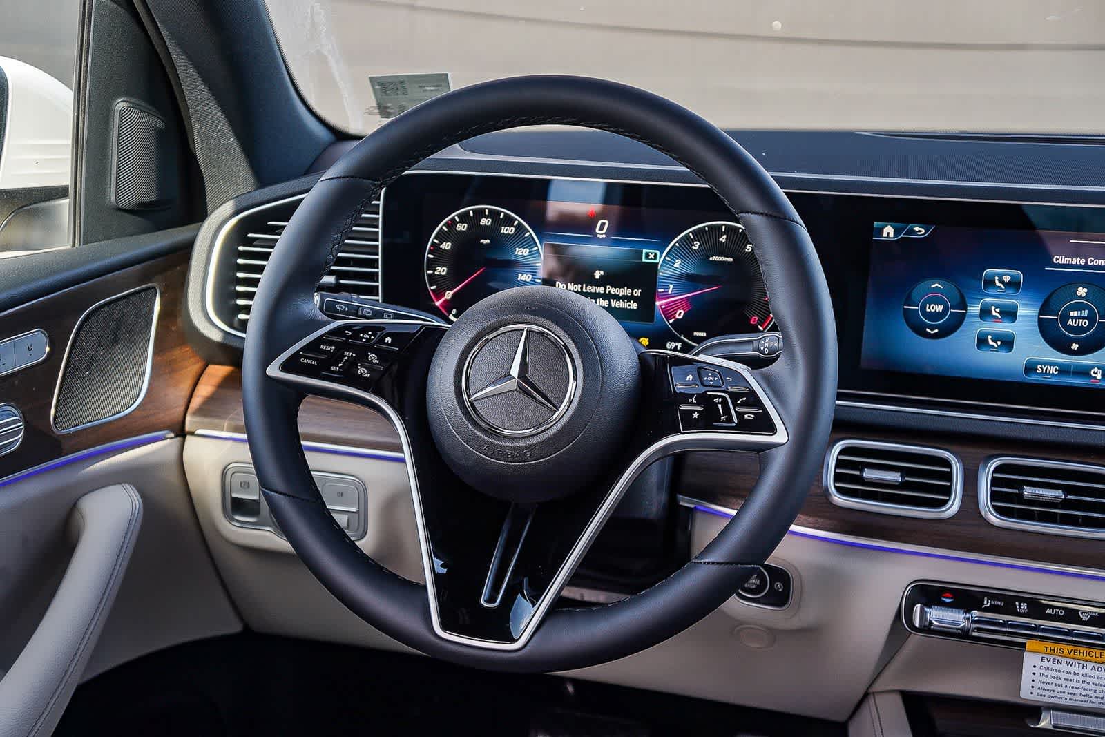 Thumbnail: 2026 Mercedes-Benz GLE - 16