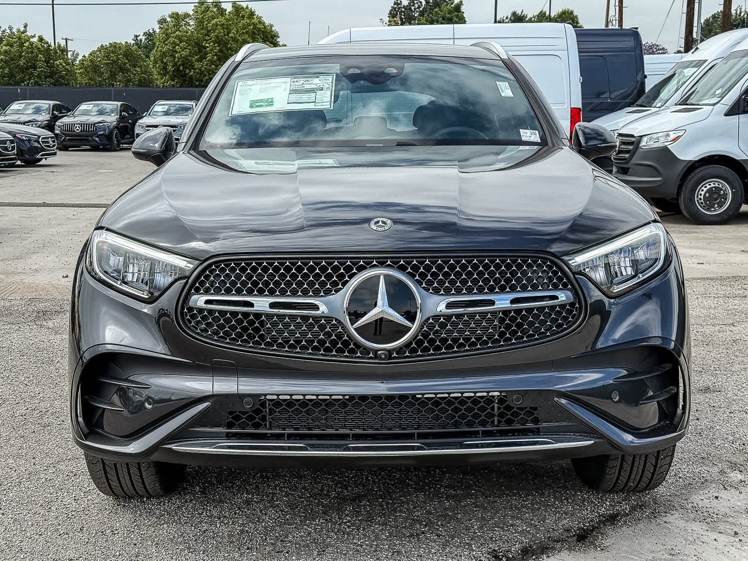 Thumbnail: 2025 Mercedes-Benz GLC - 2