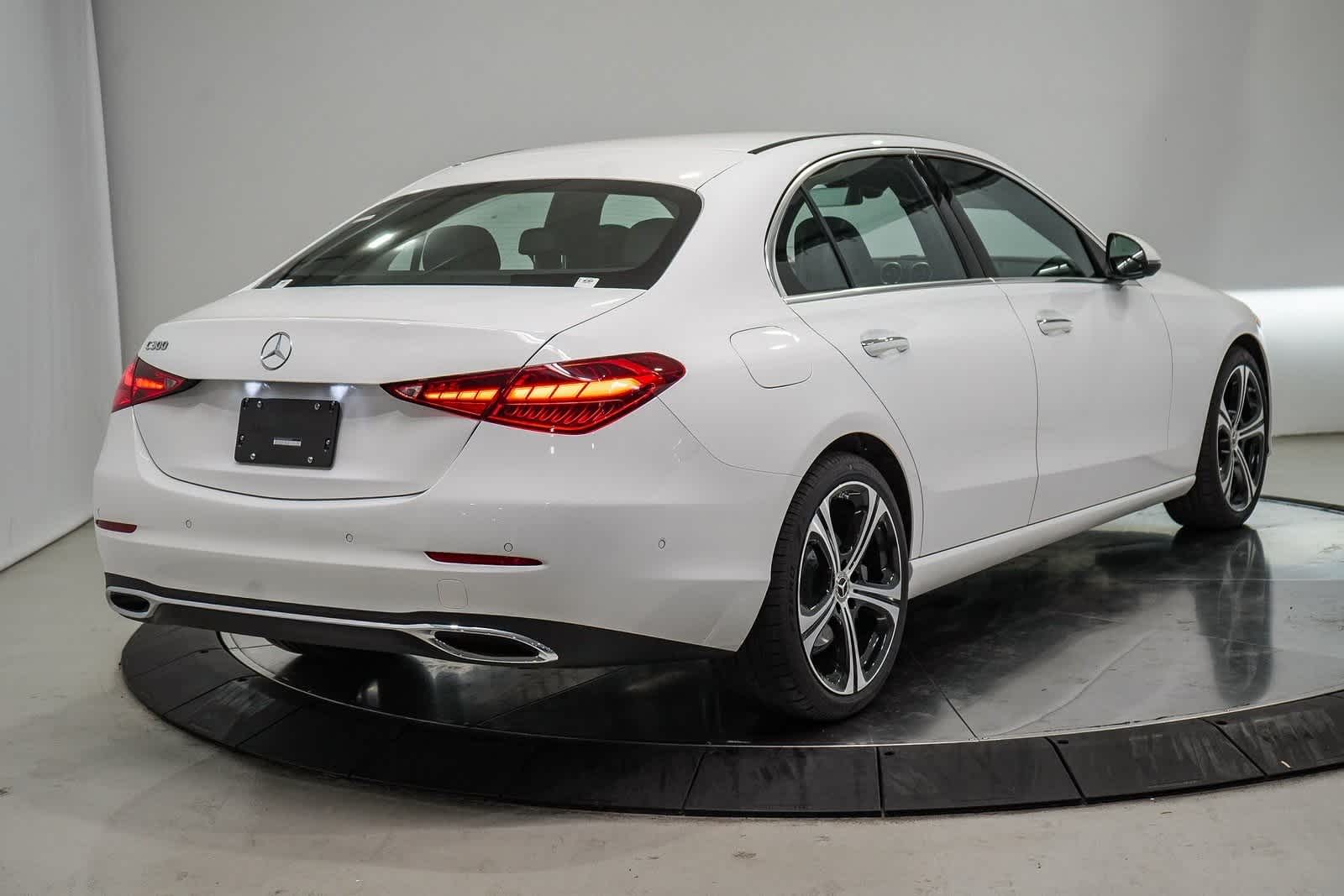Thumbnail: 2025 Mercedes-Benz C-Class - 4