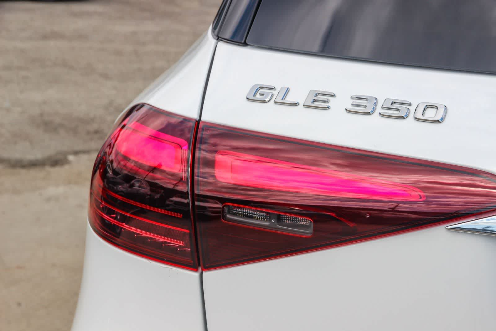 Thumbnail: 2026 Mercedes-Benz GLE - 7
