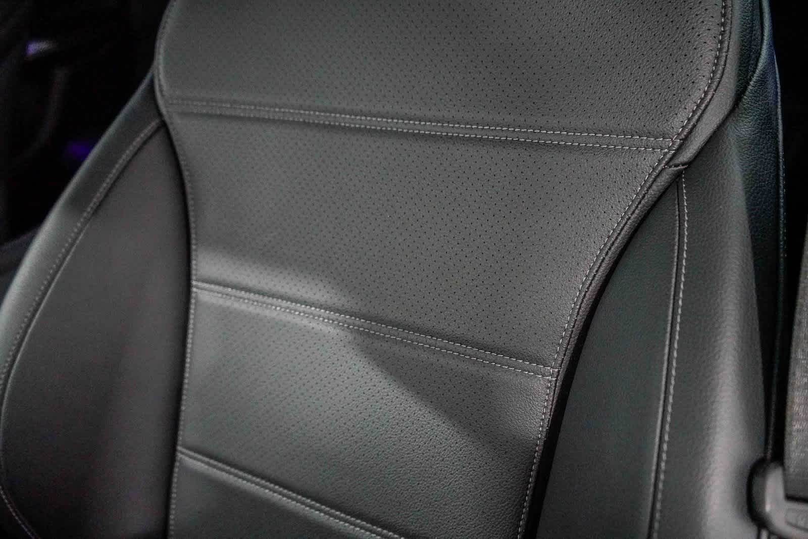 Thumbnail: 2025 Mercedes-Benz GLC - 25