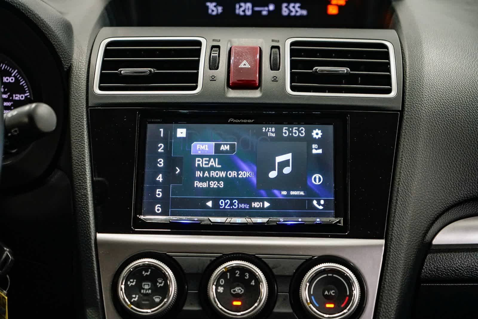 Thumbnail: 2016 Subaru Crosstrek - 13