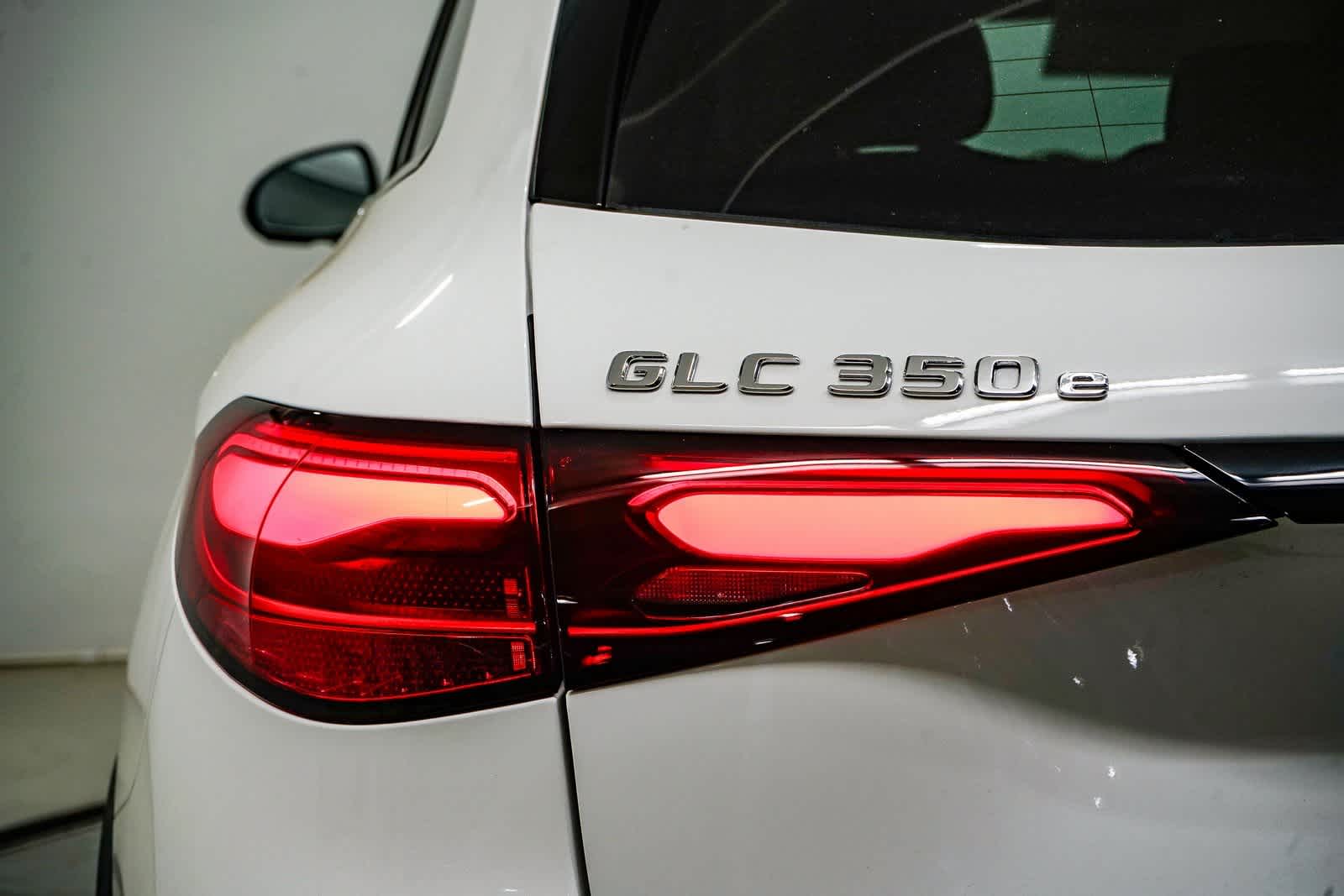 Thumbnail: 2025 Mercedes-Benz GLC - 10