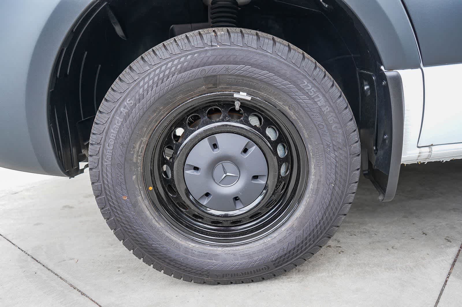 Thumbnail: 2026 Mercedes-Benz Sprinter - 9