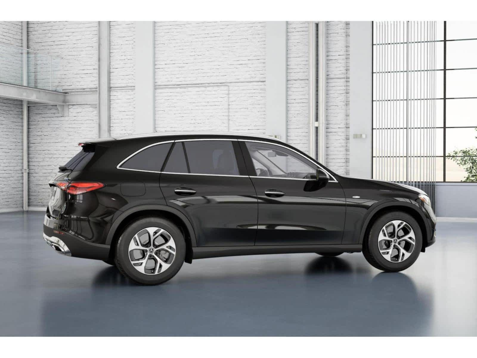 Thumbnail: 2025 Mercedes-Benz GLC - 17