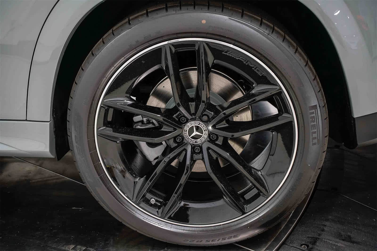 Thumbnail: 2026 Mercedes-Benz GLE - 10